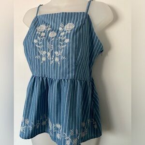 Francesca’s Tank Blouse Embroidered Chambray Pinstripe Size M